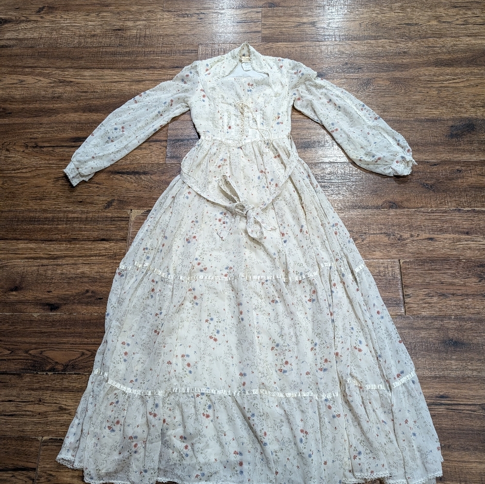 Gunne Sax by Jessica size 3 Floral Floor length dress. - Picture 4 of 8